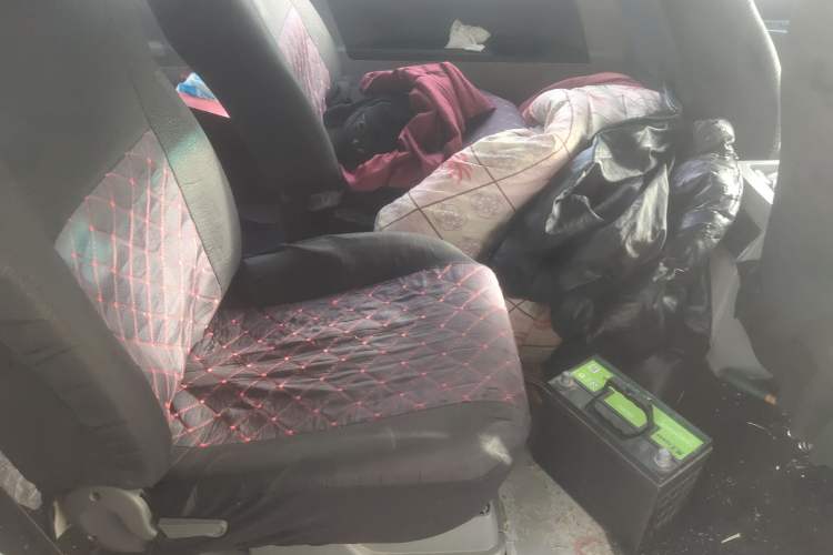 Used FORTHING Lingzhi 2017 Restyled M3L 1.6L 7-Seater Comfort Version