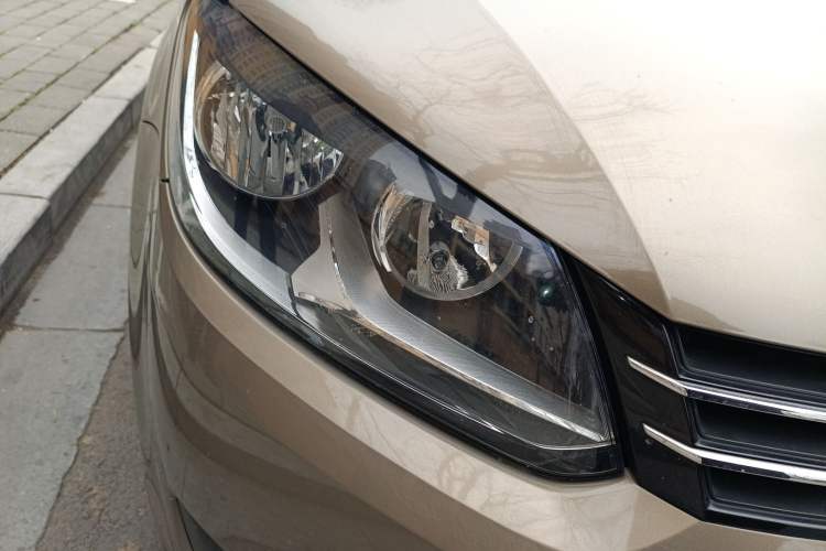 Used Volkswagen Touran 2015 1.4T DSG Comfort Edition 5 Seats