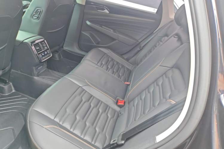 Used Volkswagen Passat 2019 330TSI Elite Edition China VI