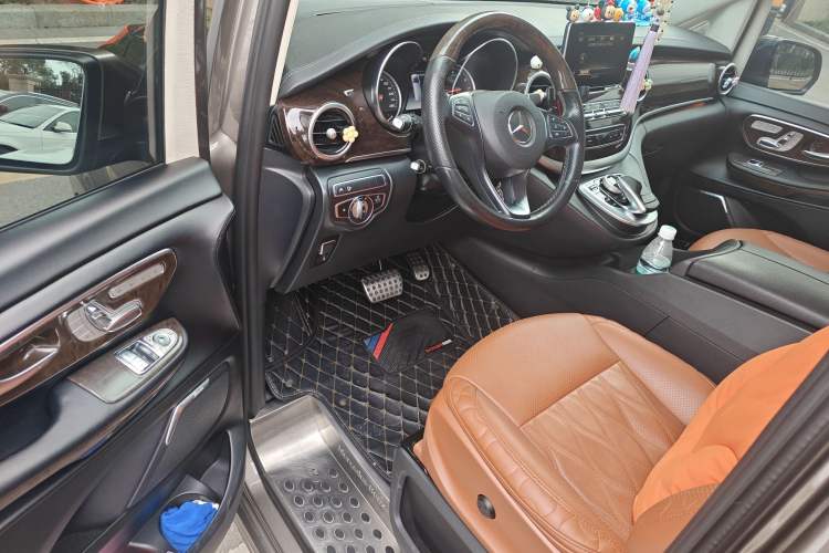 Used Mercedes-Benz V-Class 2018 V 260 L Prestige Extended Version China V