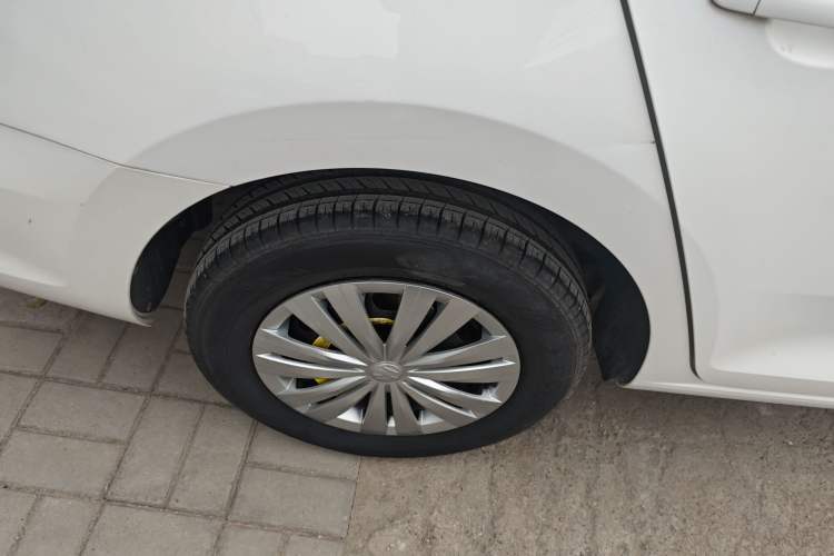 Used Volkswagen Santana 2016 1.6L Manual Fashion Edition