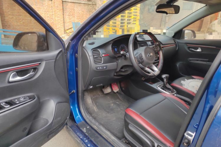 Used Kia KX Cross 2018 1.6L Automatic Dynamic Sunroof Version Interior 3