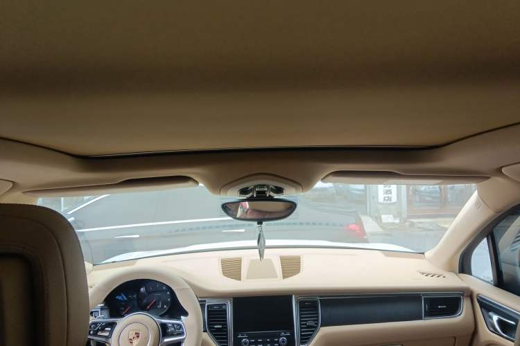 Used Porsche Macan 2017 Macan 2.0T Headliner