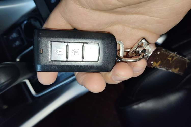 Used Mitsubishi Eclipse Cross 2019 1.5T CVT Two-Wheel Drive Belief Edition China VI Standard
