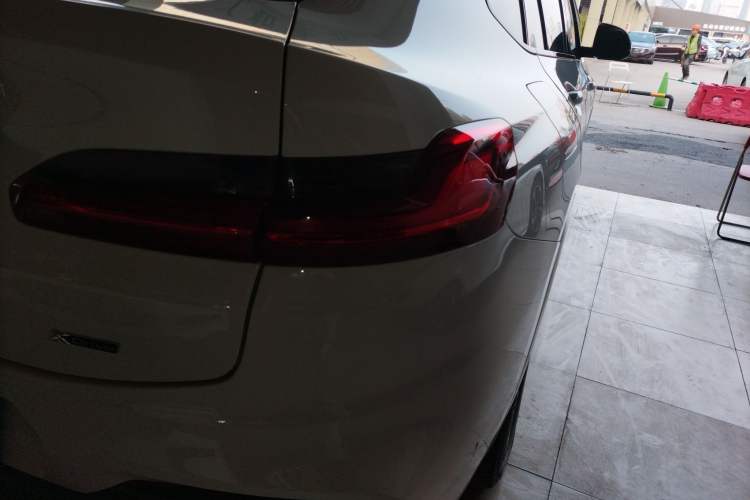 Used BMW X4 2020 xDrive25i M Sport Package