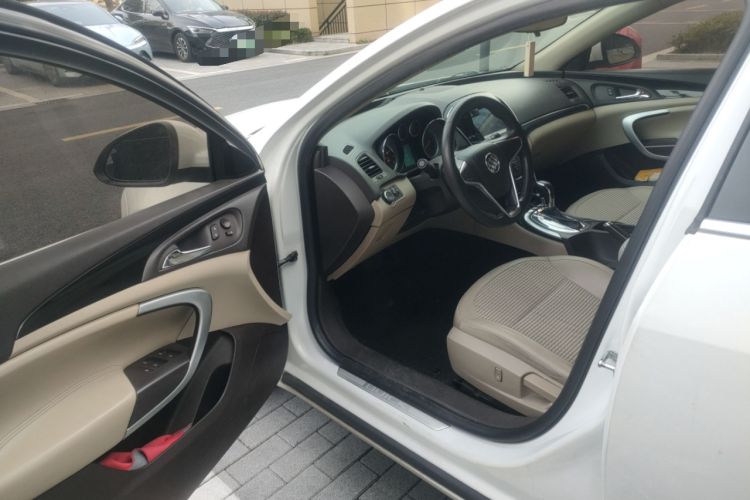 Used Buick Regal 2014 2.0L Leading Fashion Edition Driver Seat