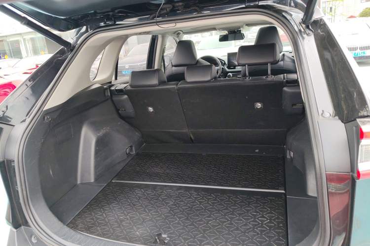 Used Toyota Wildlander 2020 2.0L CVT Two-Wheel Drive Prestige Edition Trunk