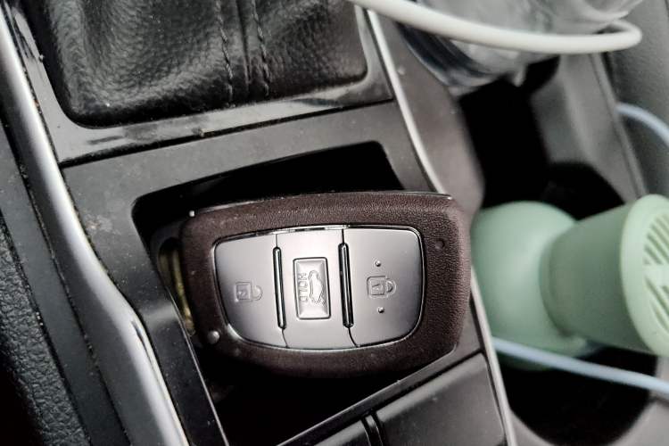 Used Hyundai Tucson 2015 1.6T Dual-Clutch Two-Wheel-Drive Smart Model Vehicle Key