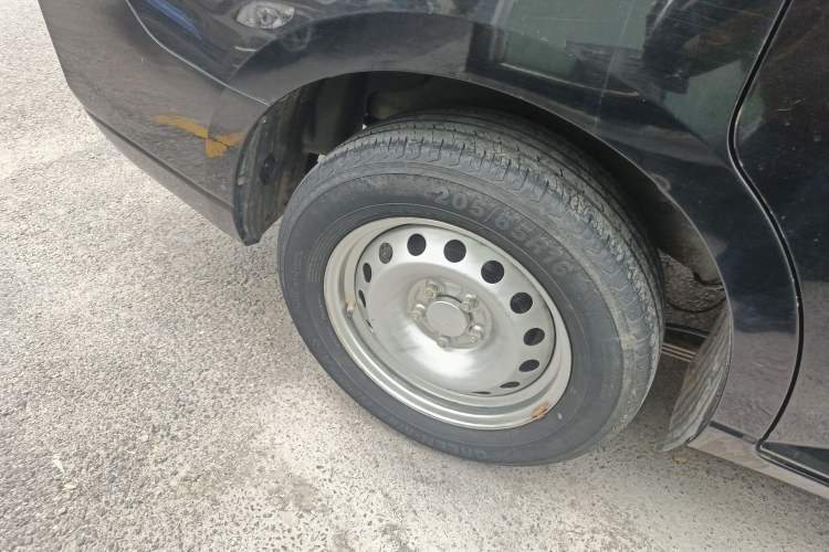 Used Wuling Hongguang PLUS 2020 1.5L Manual Standard Edition 7-Seater
