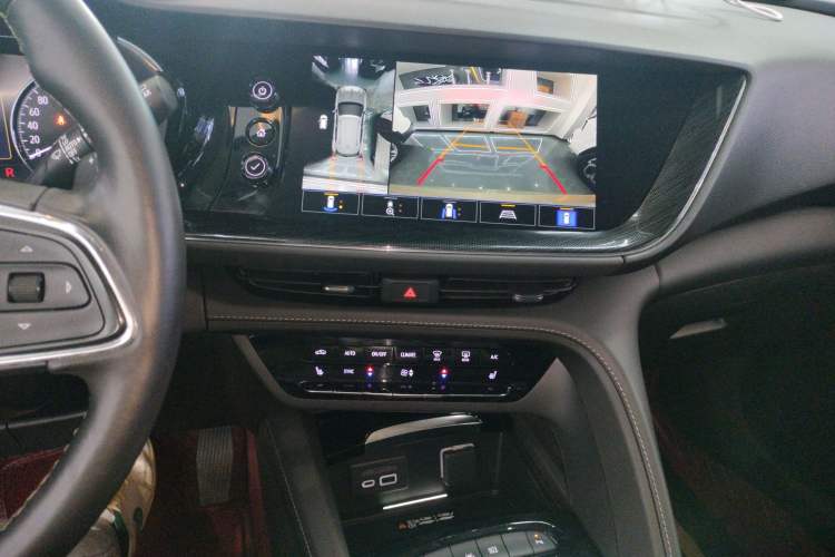 Used Buick Envision 2022 Encore Plus 652T Five-Seat All-Wheel-Drive Luxury Model