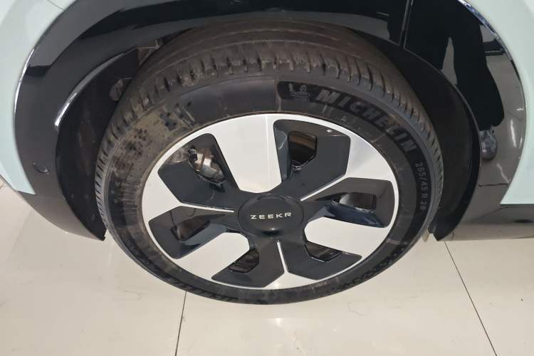 Used Zeekr MIX 2025 Intelligent Driving Version
