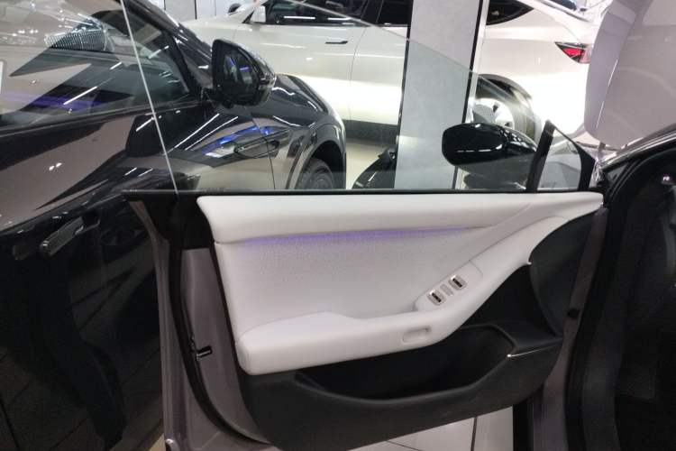 Used XPeng P7+ 2024 Long-Range Max
