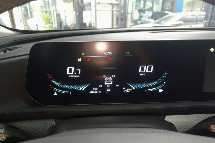 Used FORTHING T5 EVO 2021 1.5TD DCT Diamond Edition