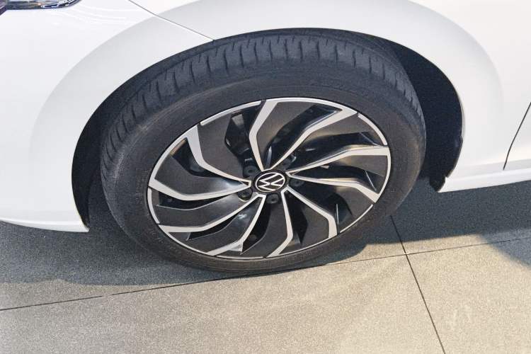 Used Volkswagen Golf 2023 Facelift 280TSI DSG Pro