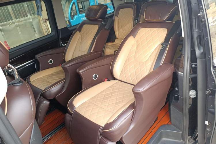 Used Mercedes-Benz V-Class 2018 V 260 Prestige Edition China VI