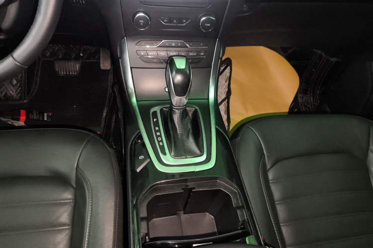 Used Ford Edge 2017 EcoBoost 245 Four-Wheel Drive Sporty 7-Seater