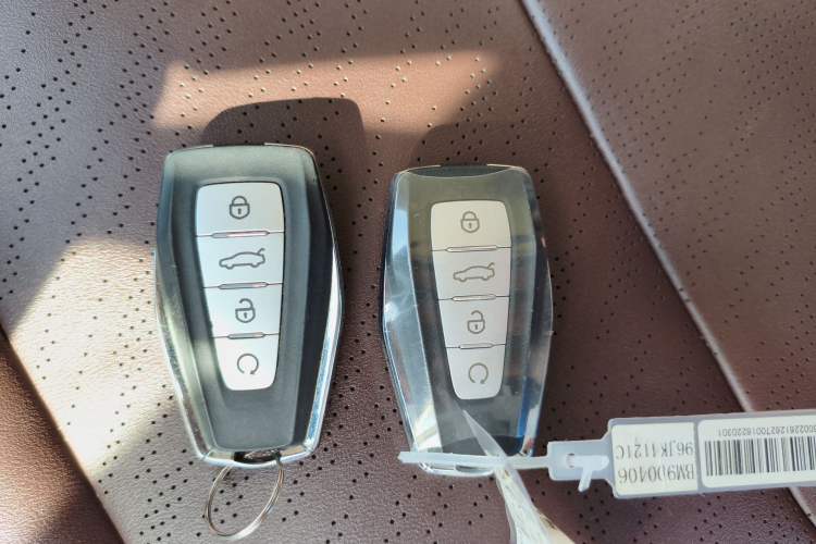 Used Geely Auto Jiajie 2022 1.8TD DCT Platinum Comfort Model Vehicle Key