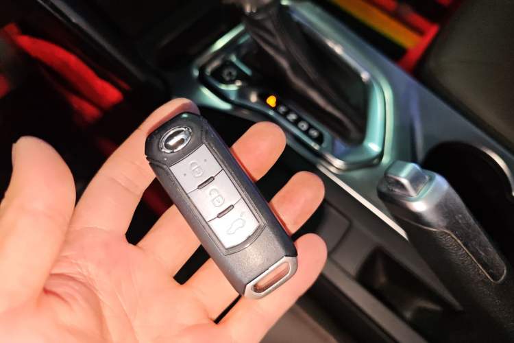 Used GAC Trumpchi GS4 2015 200T G-DCT Luxury Edition
