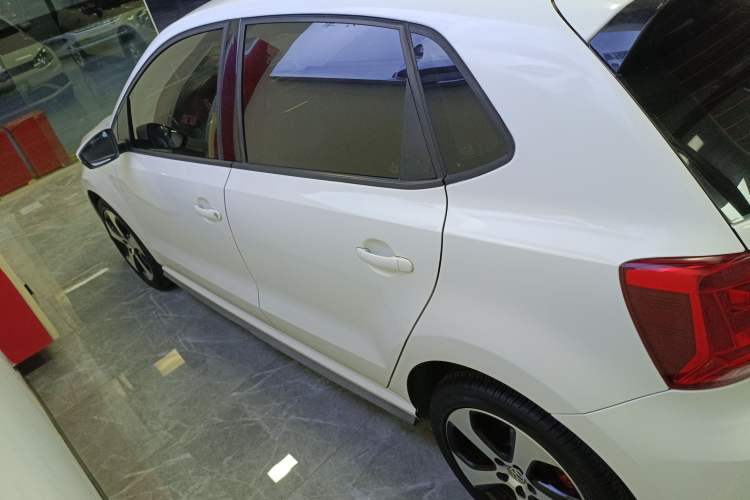 Used Volkswagen Polo 2015 1.4TSI GTI
