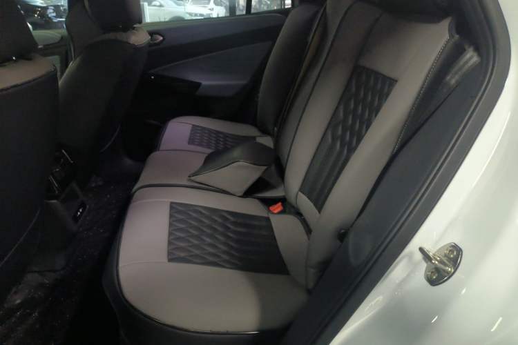 Used Volkswagen ID.4 X 2023 Pure Smart Edition Interior 4
