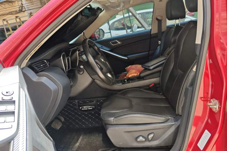 Used JMC Yusheng S330 2016 1.5L GTDi Automatic Two-Wheel Drive Flagship Edition