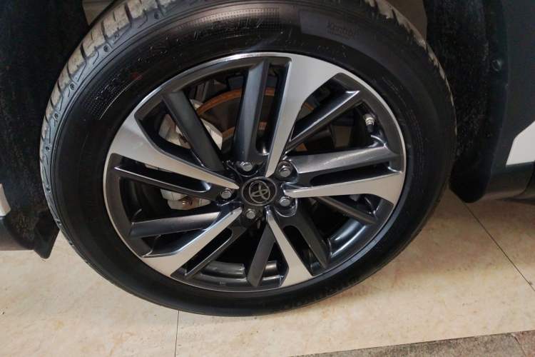 Used Toyota FRONTLANDER 2022 2.0L CVT Luxury PLUS Edition