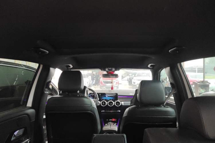 Used Mercedes-Benz GLB 2020 GLB 200 Dynamic Edition Headliner