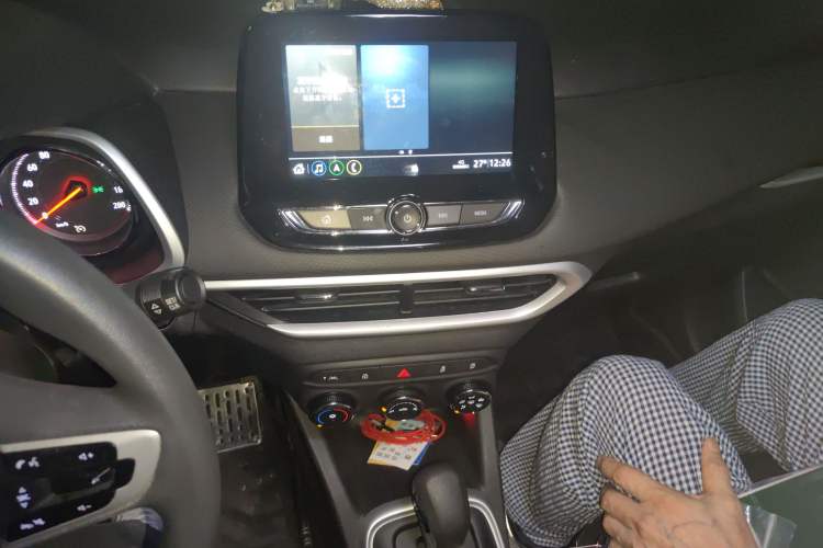 Used Chevrolet Trax 2019 Redline 335T CVT Top-Tier Model China VI Standard Audio And AC Panel