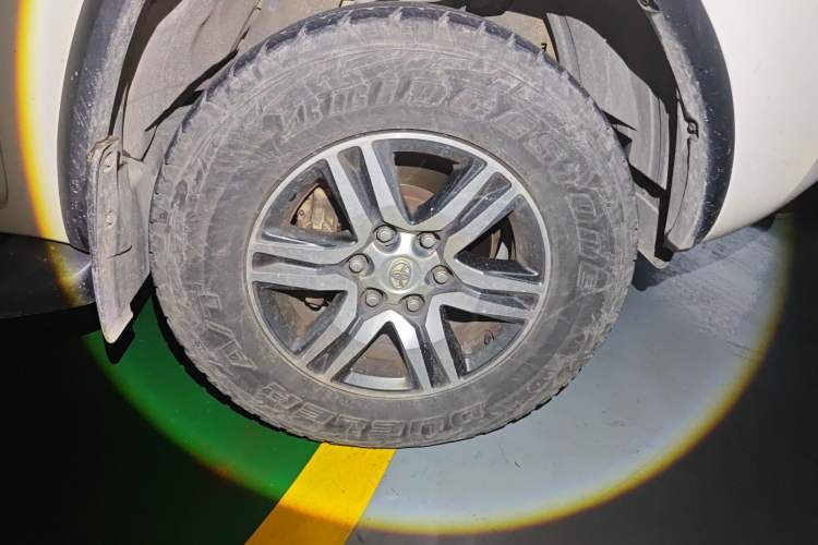 Used Toyota Fortuner 2016 2.7L Middle East Version Right Front Wheel Hub