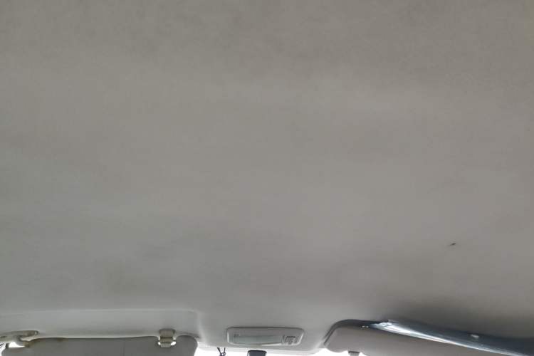 Used Geely Auto Diamond 2015 Sedan 1.5L Manual SuperDeluxe Model Headliner