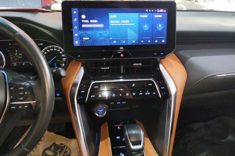 Used Toyota Venza 2022 Dual-Engine 2.5L CVT Two-Wheel Drive Prestige Edition
