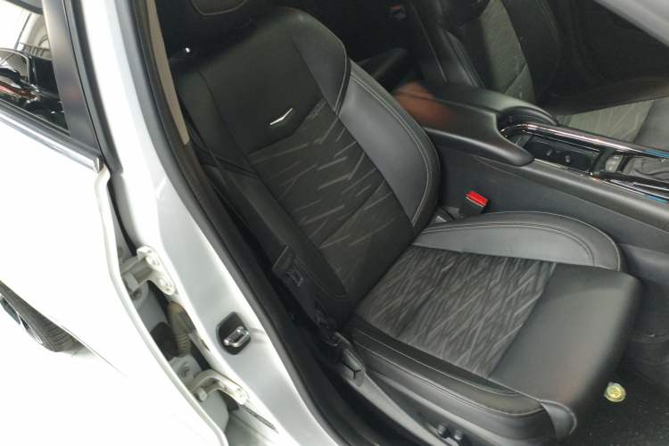 Used Cadillac ATS-L 2017 28T Tech Edition Right Front Seat