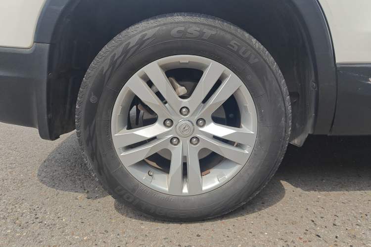 Used CHANGAN CS75 2017 Shangkui Edition 1.5T Automatic Fengyue Model Right Rear Wheel Hub