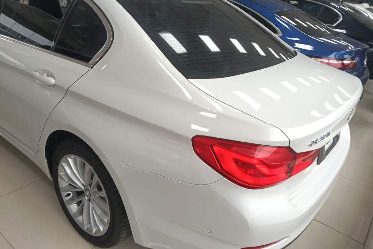 Used BMW 5 Series 2019 530Li Leading Model Luxury Package
