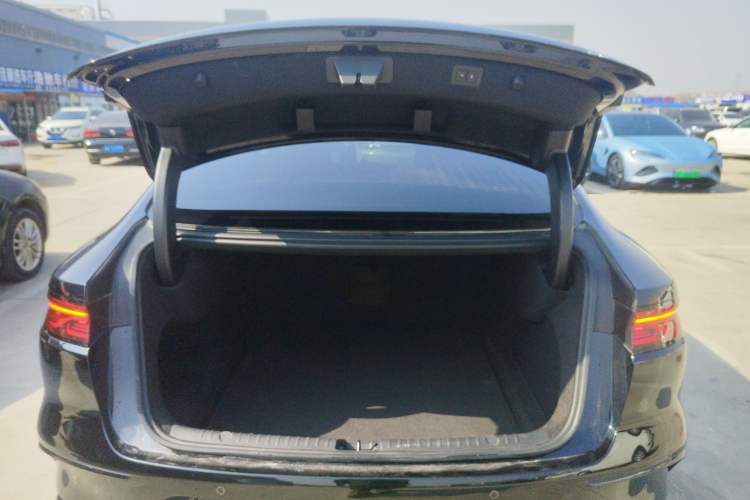 Used BYD Han 2024 EV Glory Edition 605KM Front-Wheel-Drive Premium Model