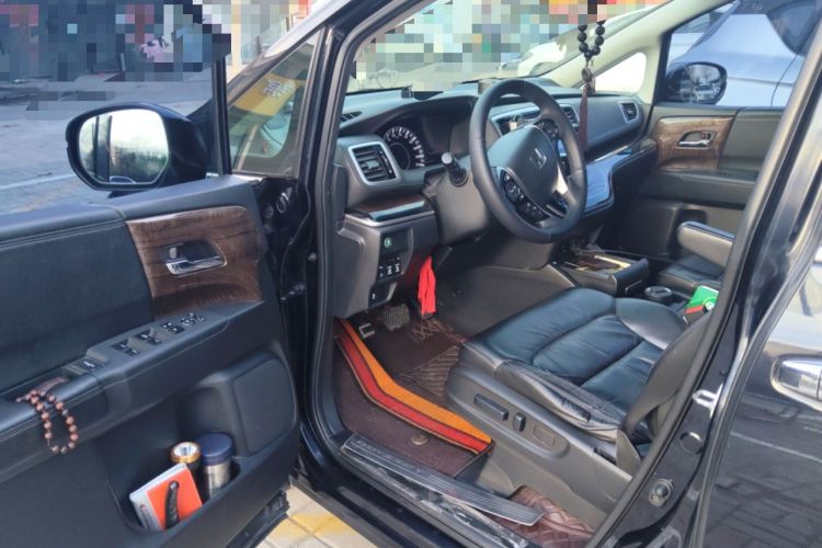 Used Honda Odyssey 2015 2.4L Smart Edition Driver Seat