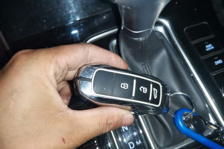 Used Dongfeng Fengon ix7 2020 2.0 TGDI Automatic All-Wheel-Drive ZhenTu Edition
