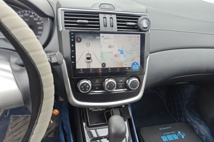 Used Nissan Tiida 2016 1.6L CVT Cool Dynamic Edition Audio And AC Panel