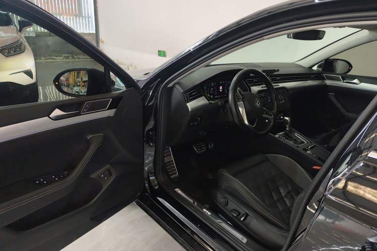 Used Volkswagen Magotan GTE Plug-in Hybrid 2022 GTE Luxury Model