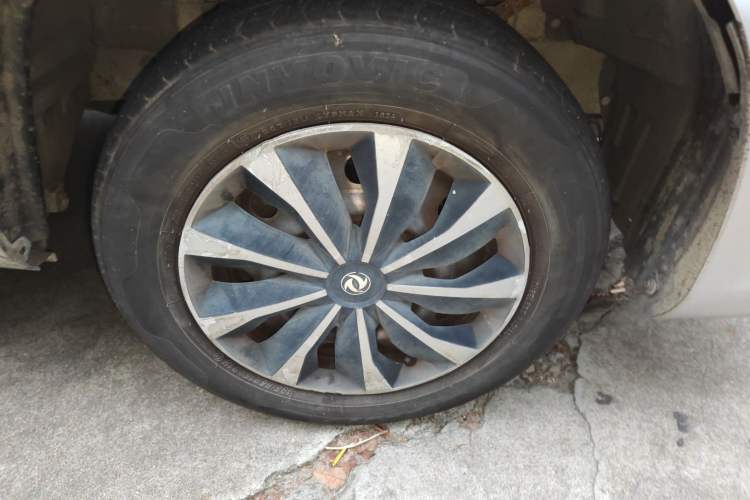 Used FORTHING Lingzhi 2018 M3 1.5L 5-Seat Base Model