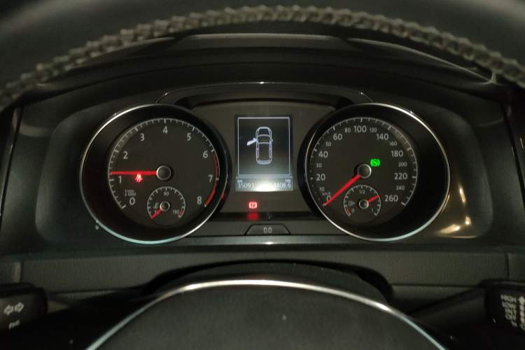 Used Volkswagen Golf 2019 200TSI DSG Comfort & Ambition Edition China VI Standard