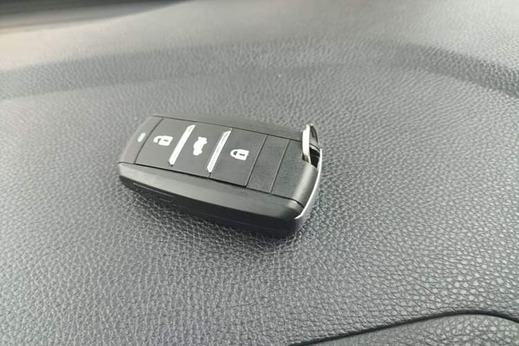 Used CHANGAN OSHAN CX70 2017 CX70T 1.5T Automatic Zunqing Edition
