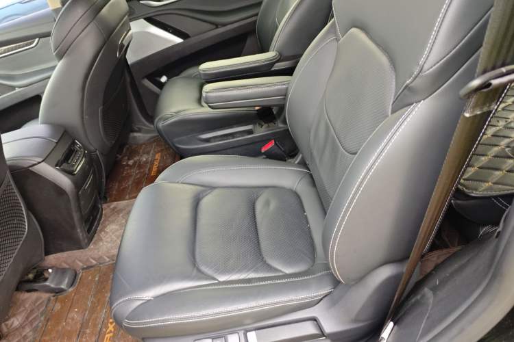 Used SAIC MAXUS D90 2017 2.0T Automatic All-Wheel Drive Sirius