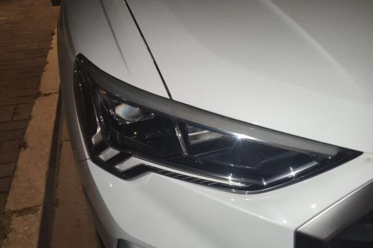 Used Audi Q3 2019 35 TFSI Fashion Dynamic Model
