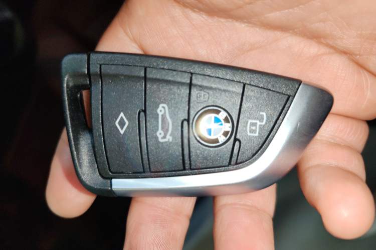 Used BMW 3 Series 2024 325Li M Sport Package Vehicle Key