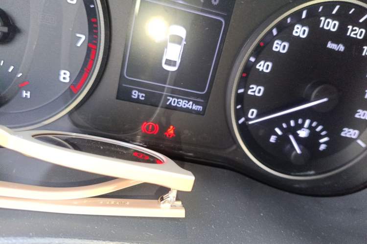 Used Hyundai Verna RV 2017 1.4L Automatic Sport Version National Emission Standard V