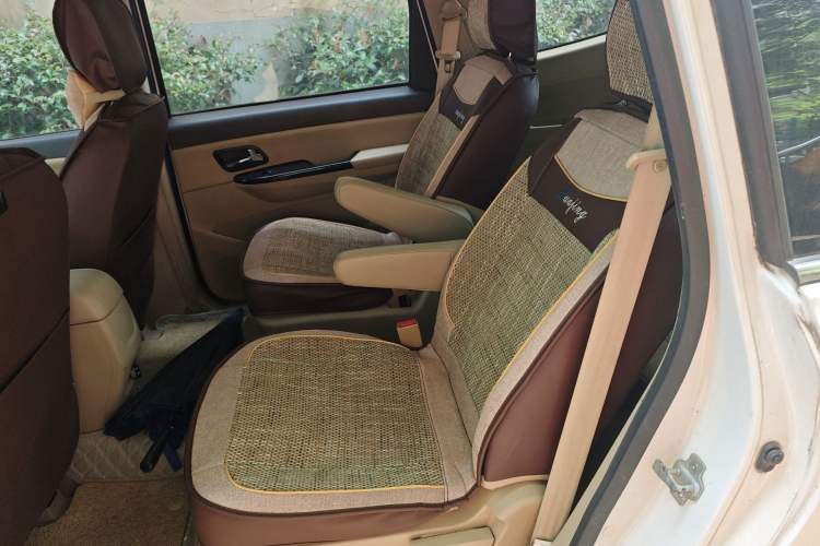 Used Wuling Hongguang 2016 1.5L S1 Deluxe Model China V-standard