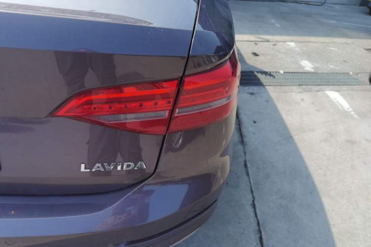 Used Volkswagen Lavida 2018 1.5L Automatic Comfort Edition China V Standard