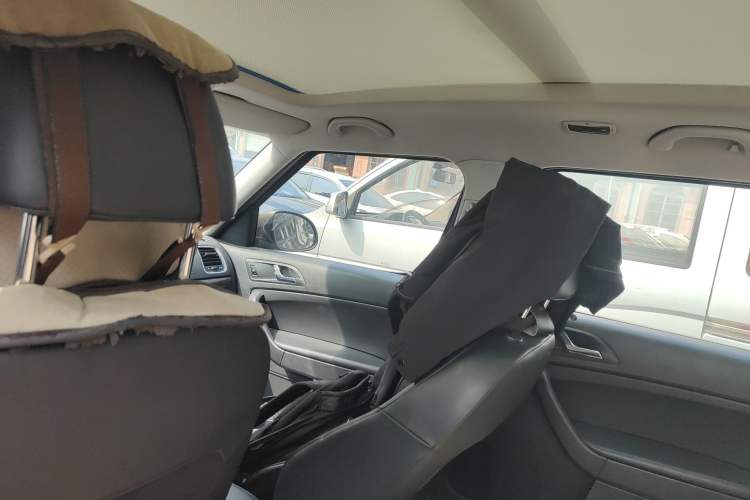 Used Skoda Yeti 2014 1.8TSI DSG All-Wheel Drive Edition Headliner