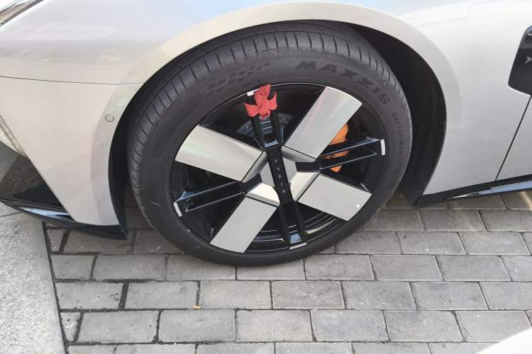 Used XPeng P7 2025 Model—702 Long Range Ultra Left Front Wheel Hub